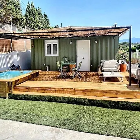 Casa Contener منزل ريفي إِستيبونا